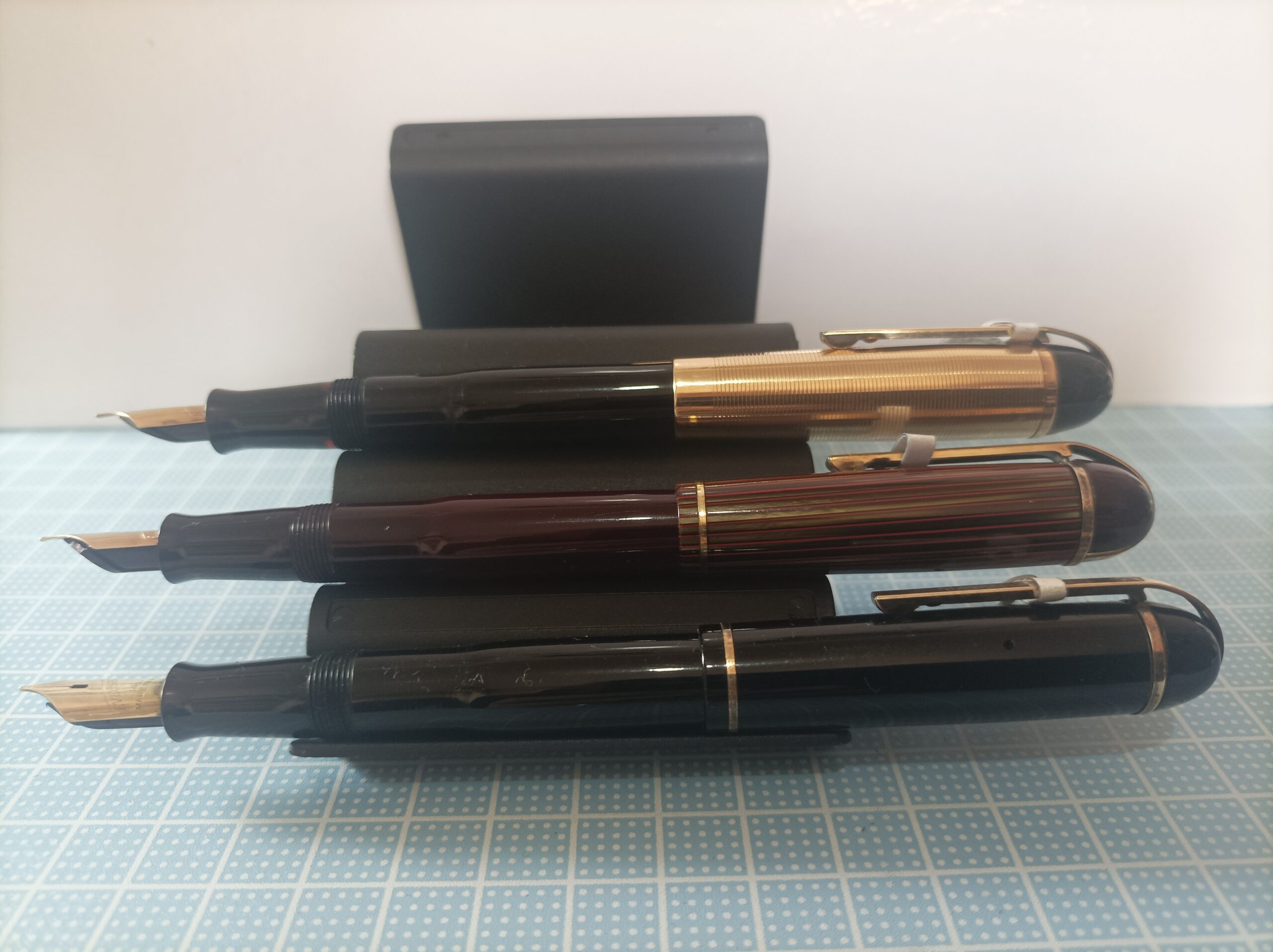 A EVERSHARP SKYLINE FOI PARA A GUERRA!